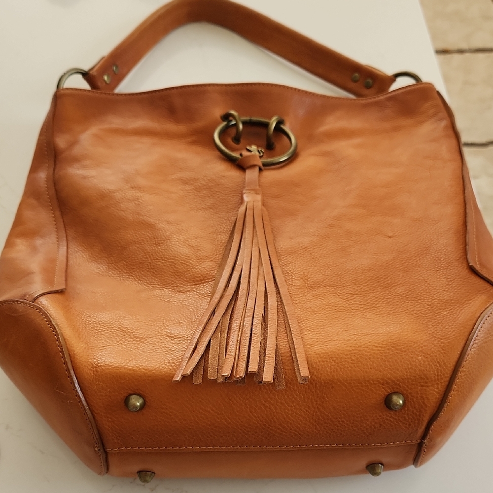 Pratesi $350 - Picture 1 of 10